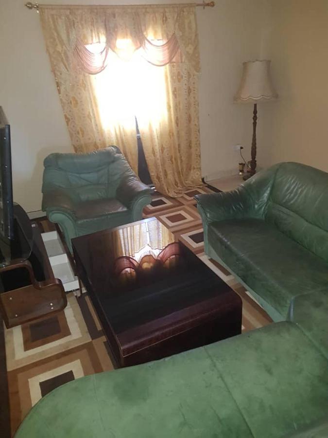 Touray Guest House Old Yundum المظهر الخارجي الصورة